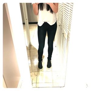 Rag & Bone dark blue skinny jean. Size 27